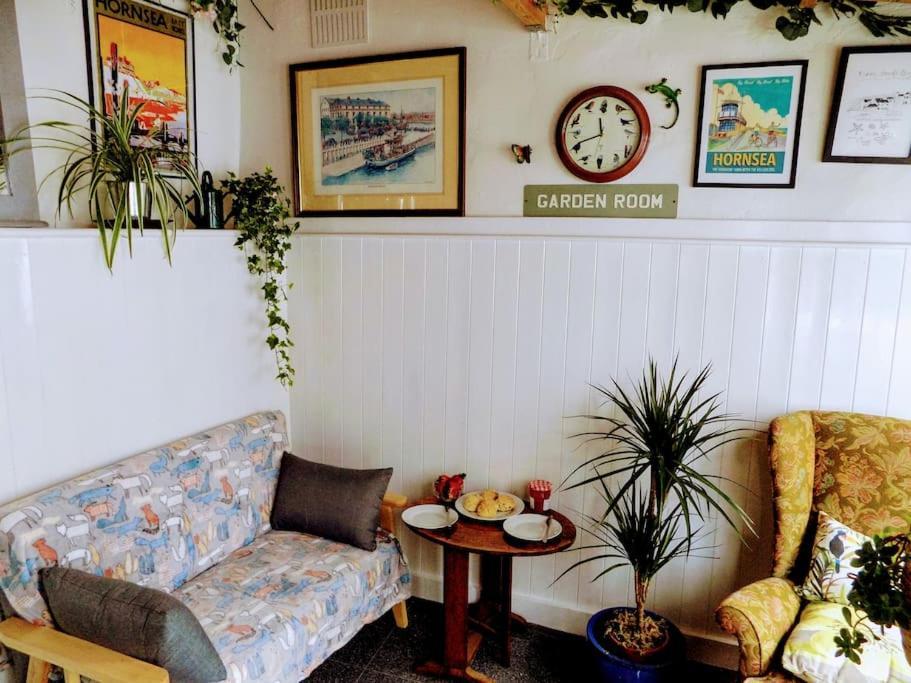 Spacious Charming Near And Sea Holiday home *