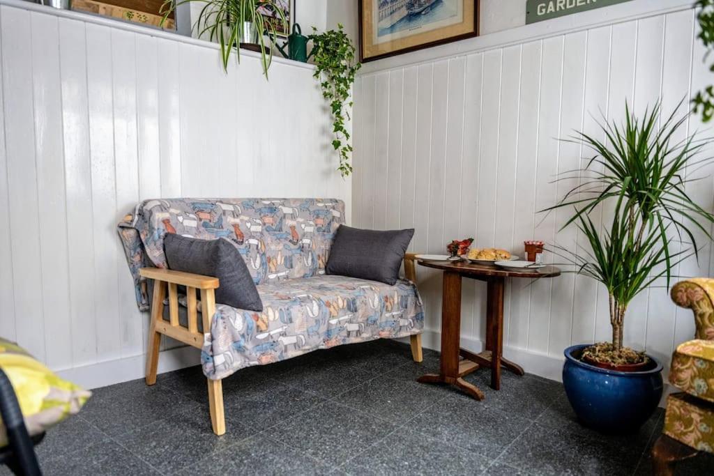 Spacious Charming Near And Sea Hornsea